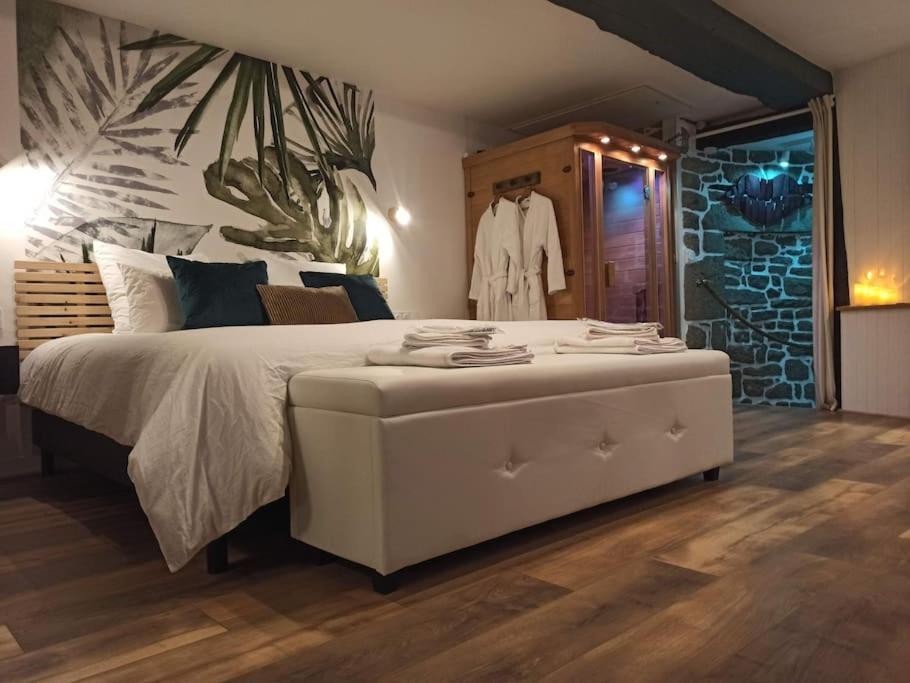 L'Etreinte, Gite De Charme Avec Jacuzzi Interieur Et Sauna Guemene-sur-Scorff Экстерьер фото